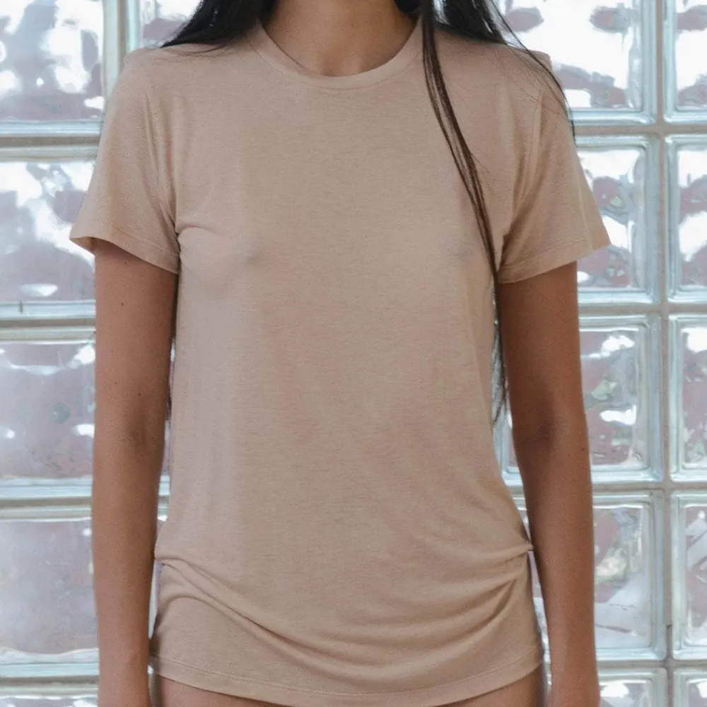 Hot BASERANGE - Tee-Shirt - Nude