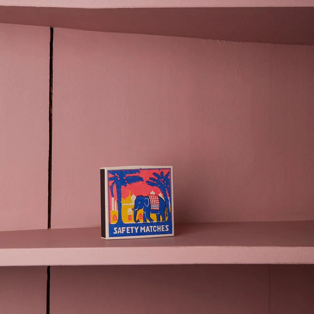 Clearance 590 FINE MATCH BOX Boîte de 150 grandes allumettes - Eléphant bleu