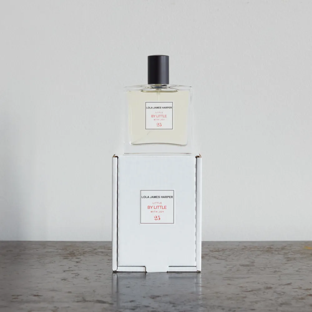 Cheap 2999 SAS W Eau de toilette Little by little with Joy - Lola James Harper
