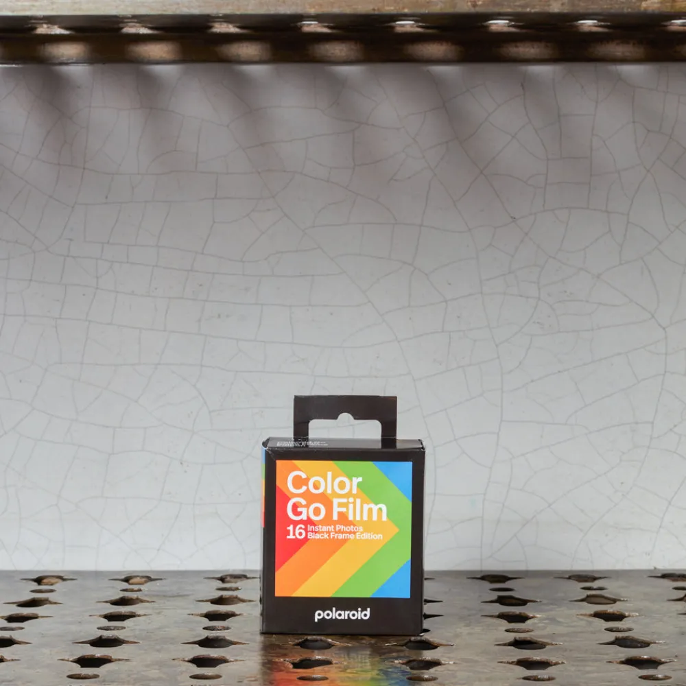 Discount 1907 IMPOSSIBLE Films instantanés Couleur pour i-Type - Black Frame Edition