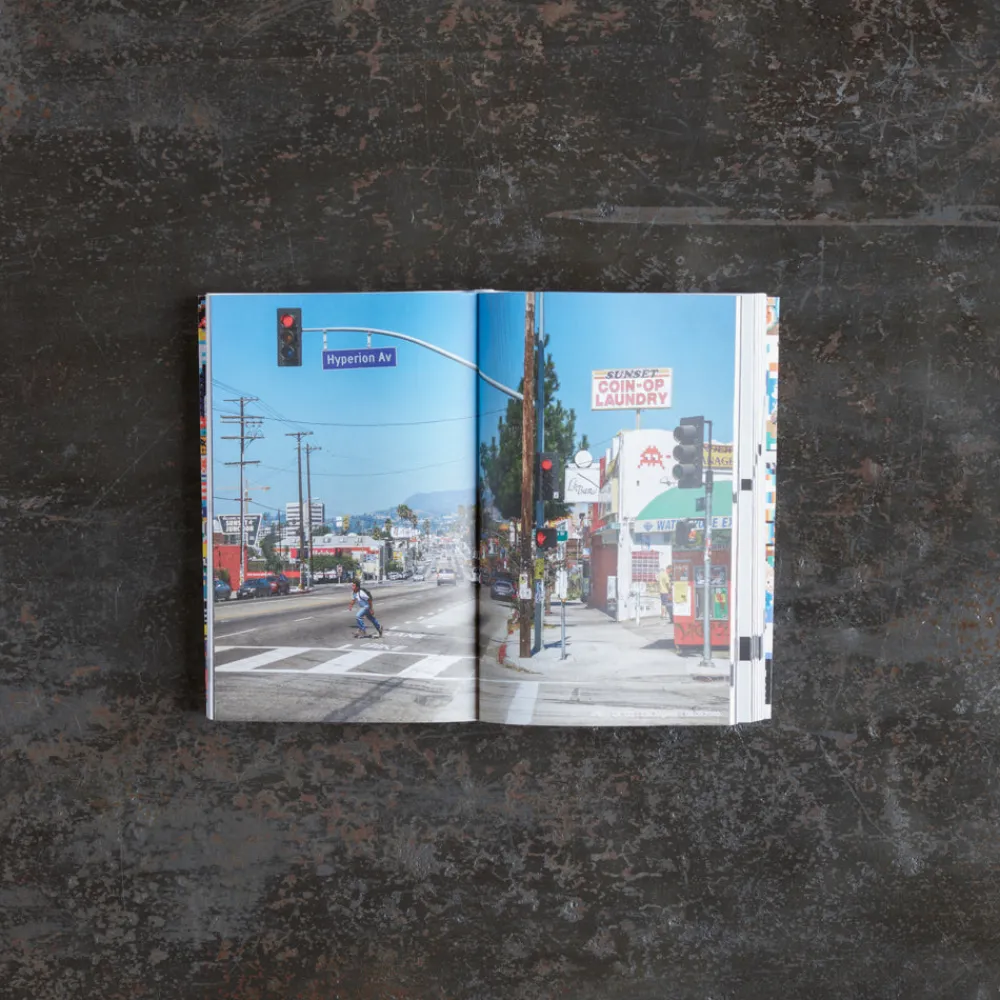 Best 1212 INTERART Livre - 4000 Spaces Invaders