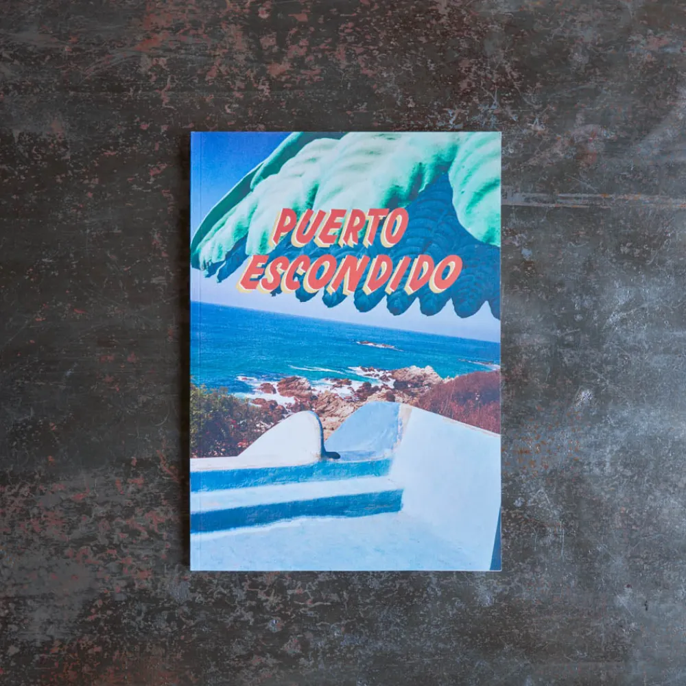 Hot 2139 FIRST EDITION Livre - Puerto Escondido