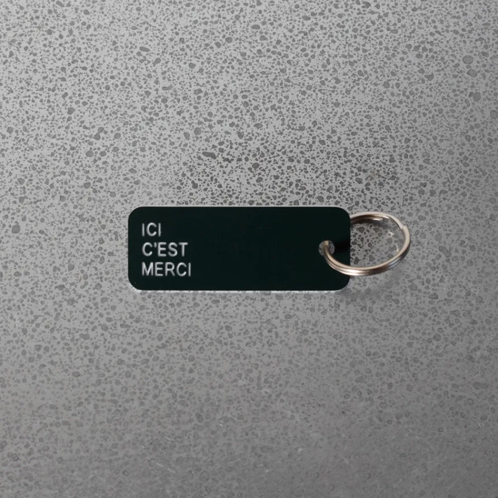 Best Sale Various Keytags Merci x - Porte-clé "Ici C'est Merci" - Vert