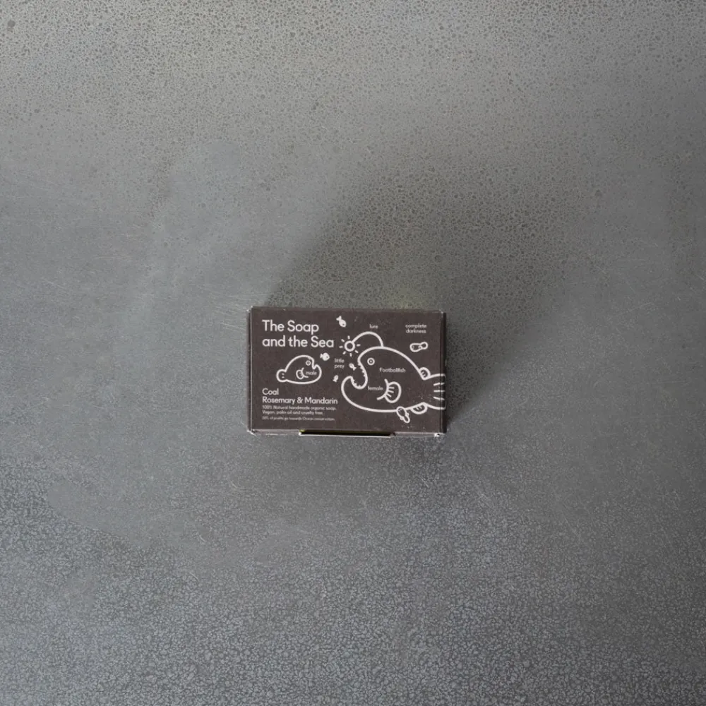 Shop 1885 THE SOAP AND THE SEA Savon charbon Romarin & Mandarine - The Soap and The Sea