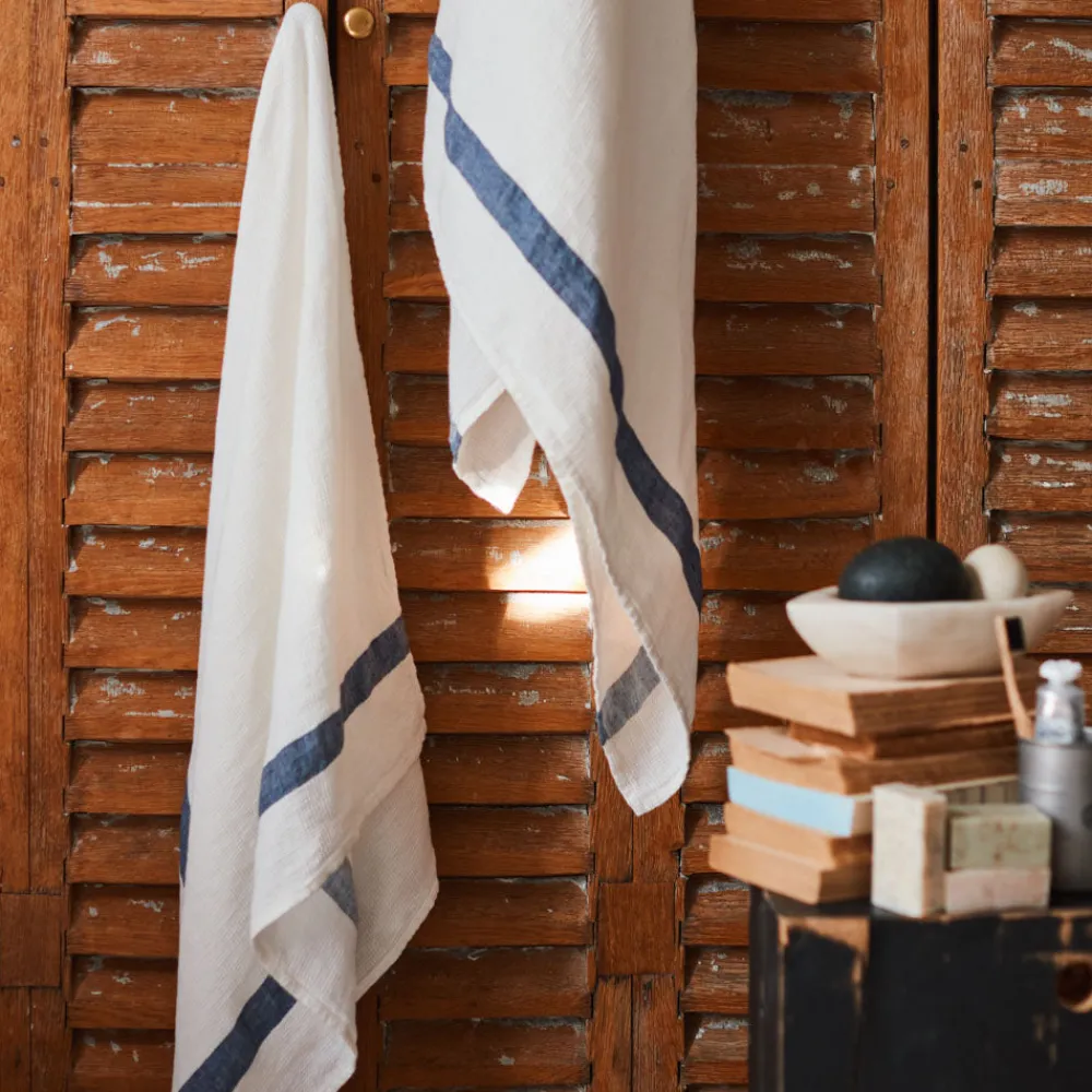 Shop 200 LINTEX Serviette de bain en lin - Nid d'abeille - Bande Bleu Shibori BleuShibori