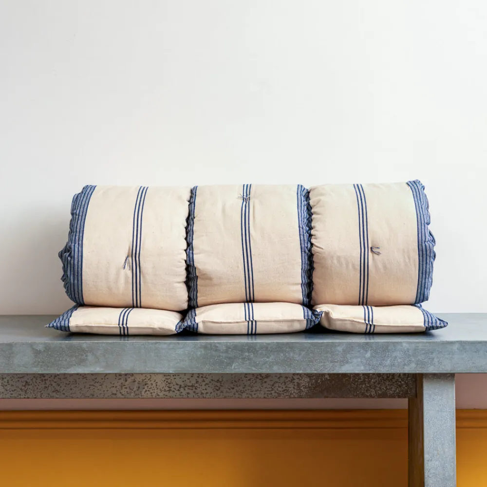 Best 625 TENSIRA Sur-matelas - Rayures Bleu Epaisses