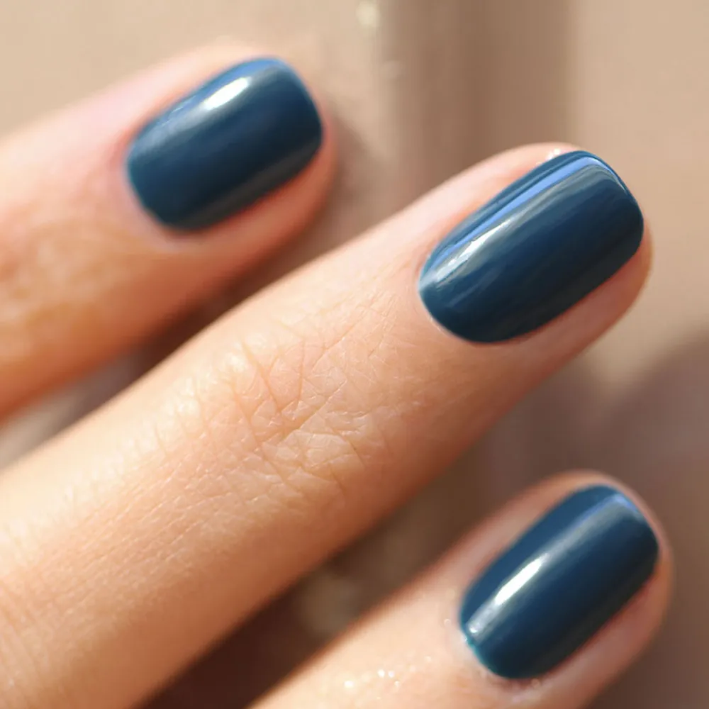 Hot 546 MANUCURIST Vernis à ongles Dark Clover - Manucurist